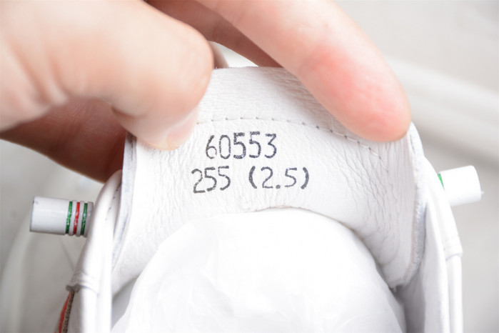 G*u*i low-top sneaker