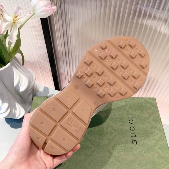 G*u*i sneaker