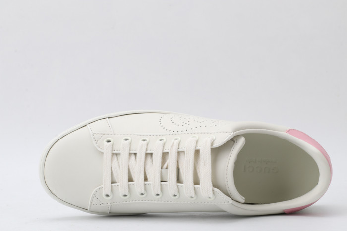 G*u*i low-top sneaker