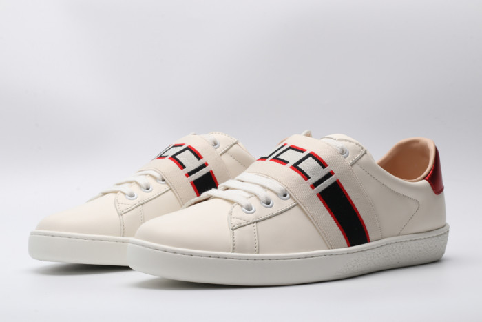 G*u*i low-top sneaker