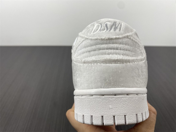 Dover Street Market x Nike Dunk Low “Triple White” DH2686-100