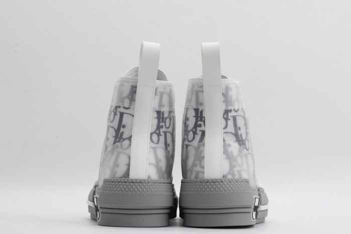 DR B23 Sneakers
