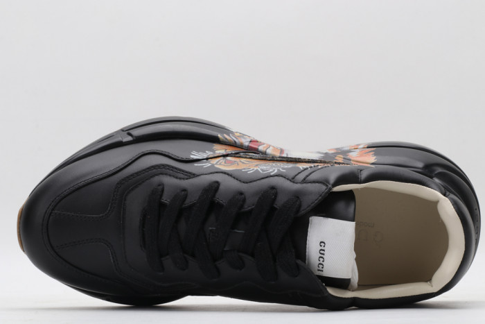 G*u*i rhyton trainer sneaker