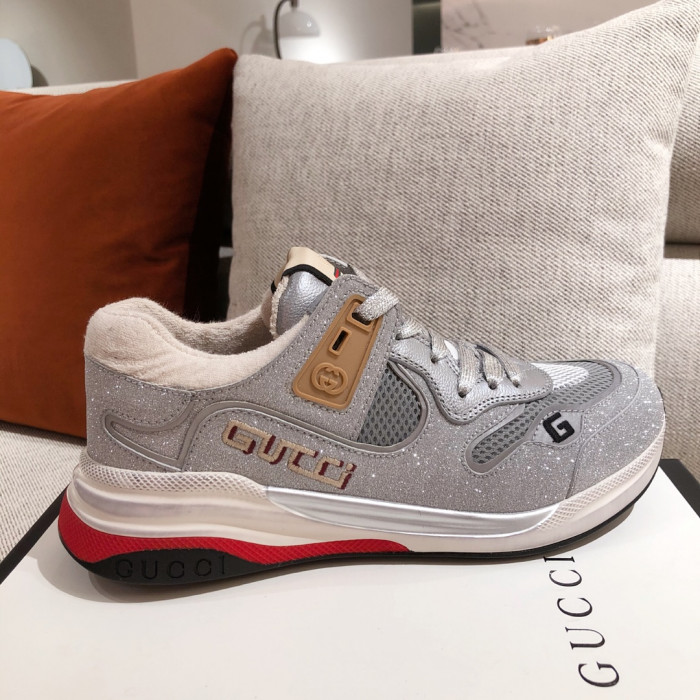 G*u*i mid sneaker