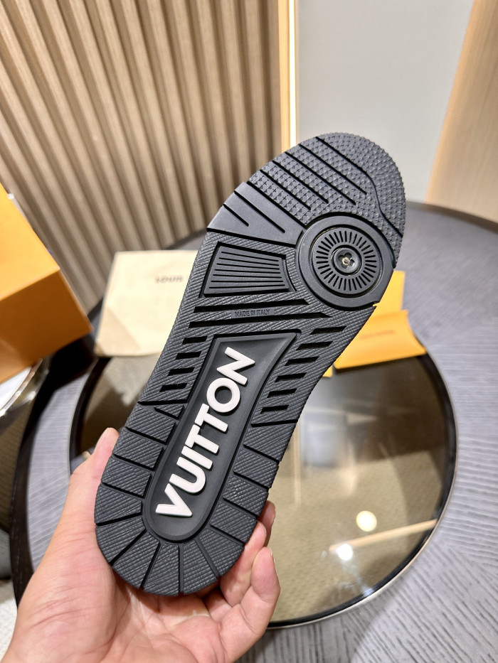 Loui Vuitto LV Skate Sneaker