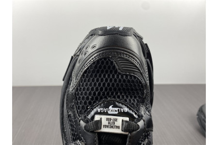 balcia track runner black Ba*len*cia*ga