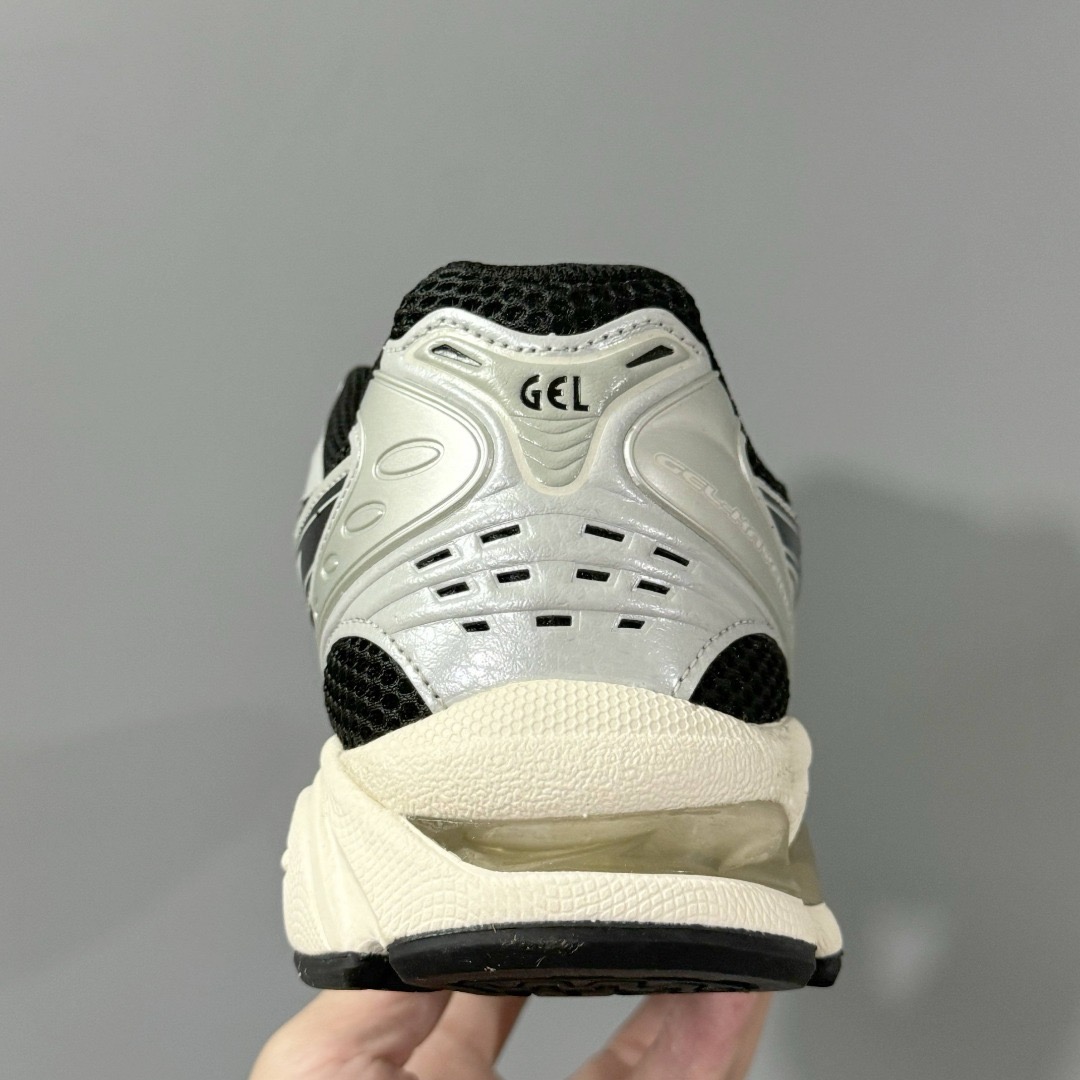 As*ic*s gel-kayano 14 1201a019-005
