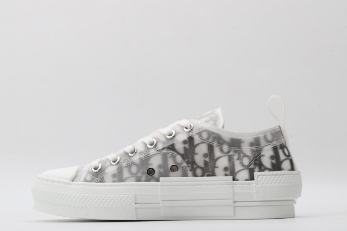 DR B23 Oblique Low Top Sneakers