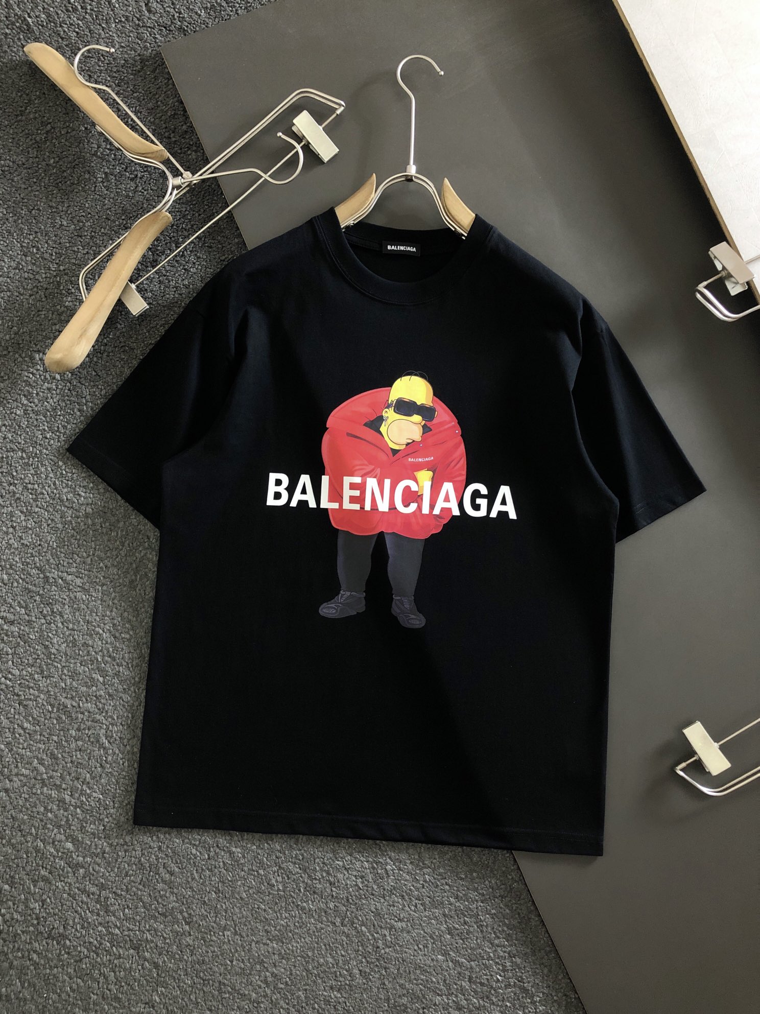 Ba*len*cia*ga t-shirts