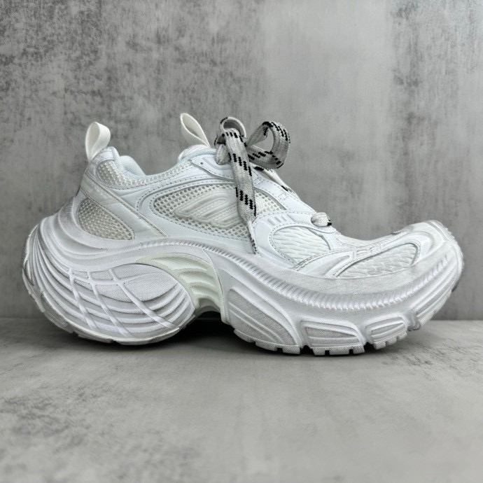 BLCG Sneaker 6XL