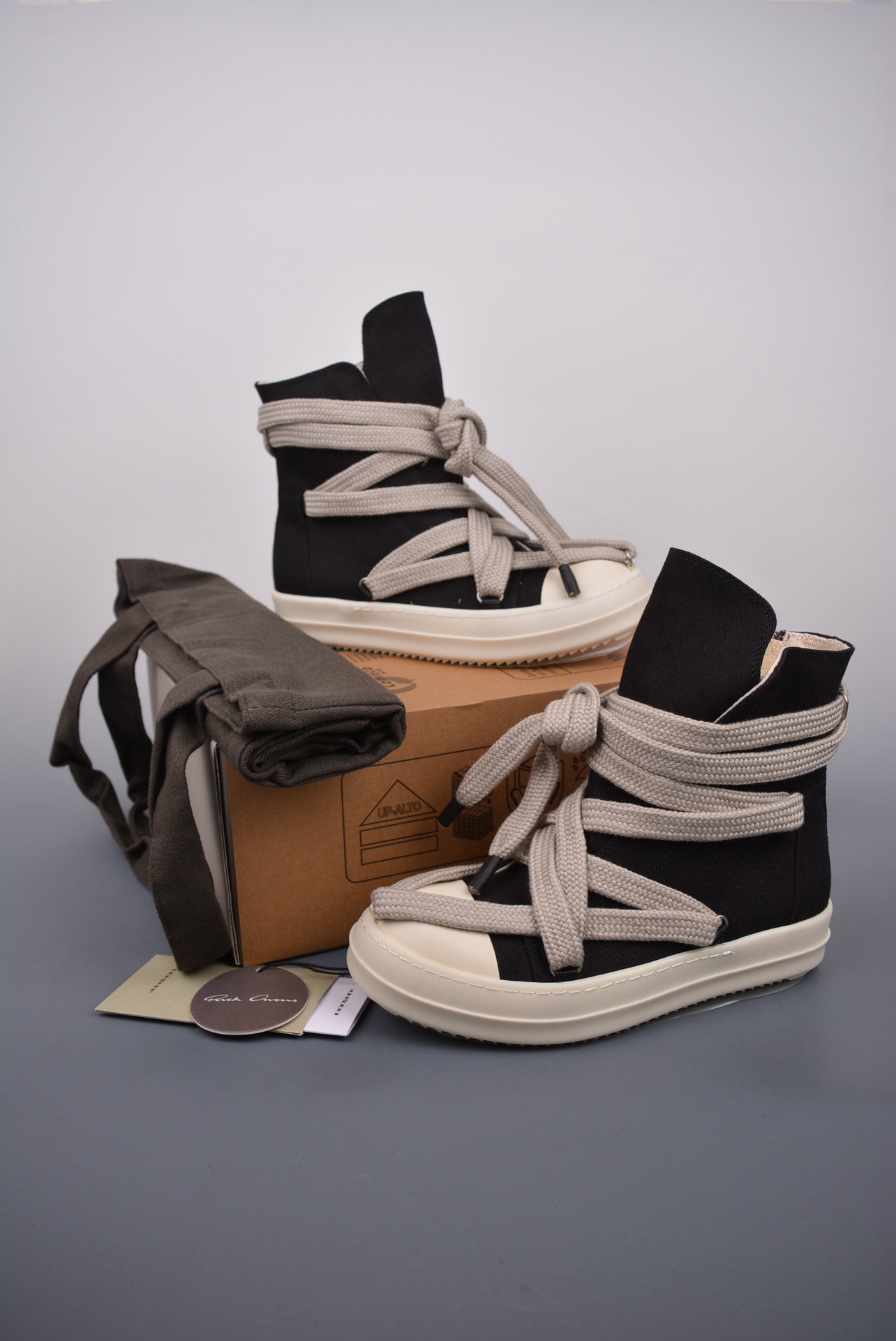 Rick Owen.s Sneaker