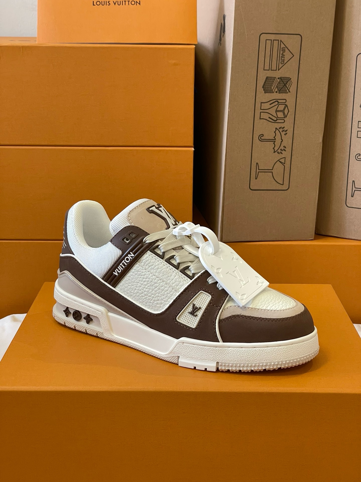 Loui Vuitto TRAINER SNEAKER