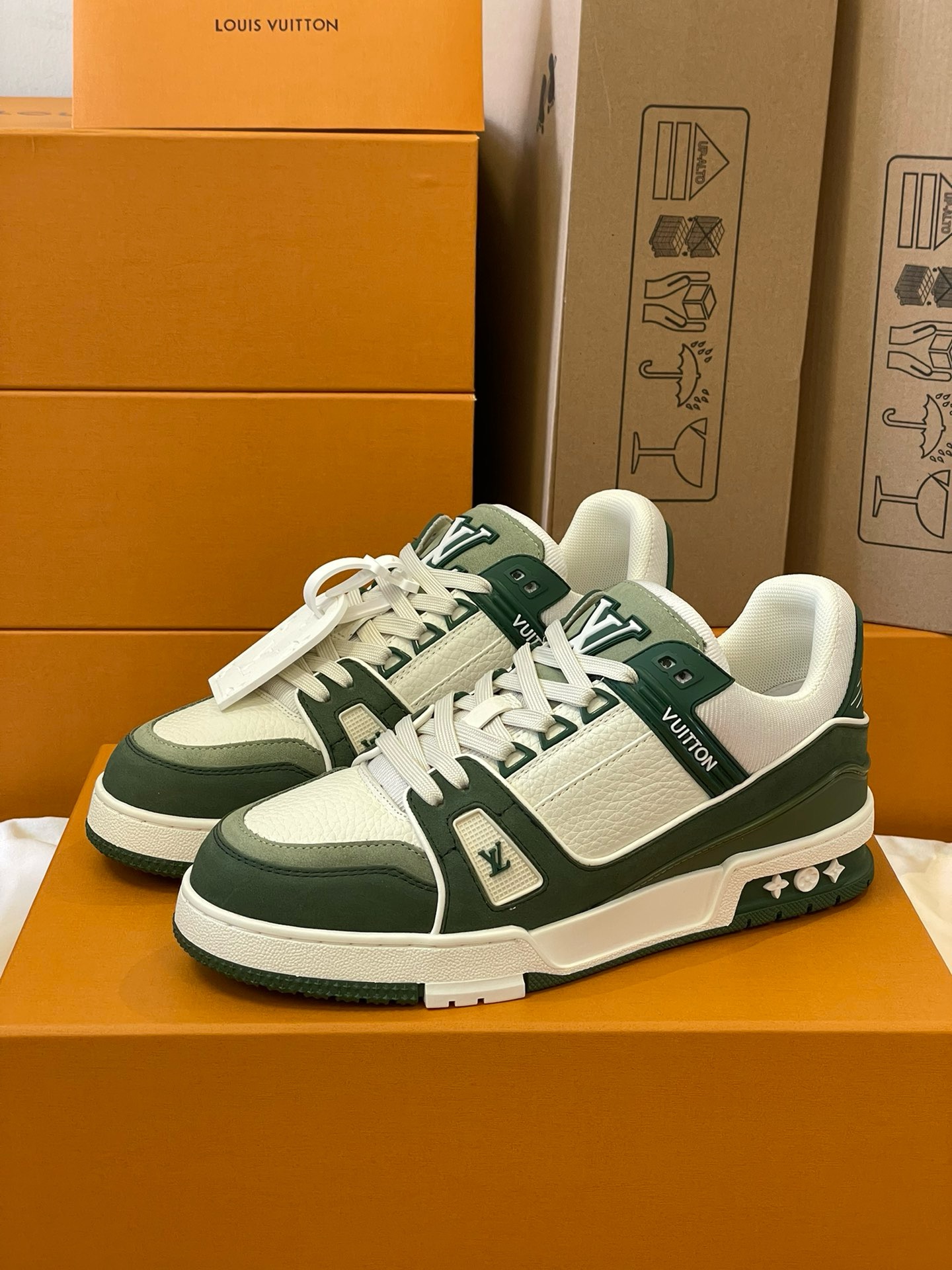 Loui Vuitto TRAINER SNEAKER