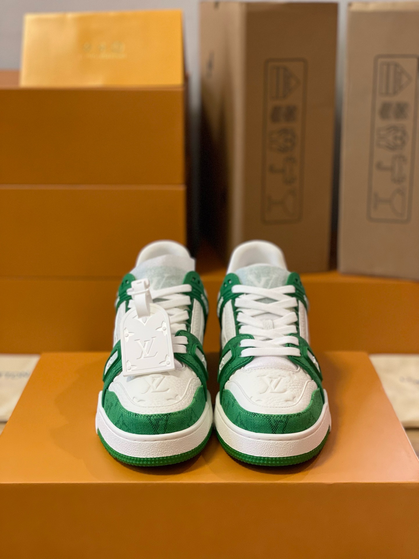 Loui Vuitto TRAINER SNEAKER