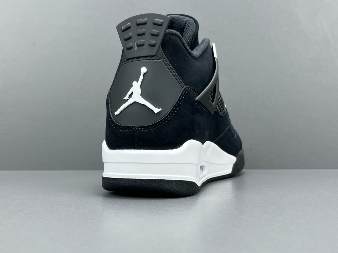 Air Jordan 4 Retro White Thunder FQ8138-001